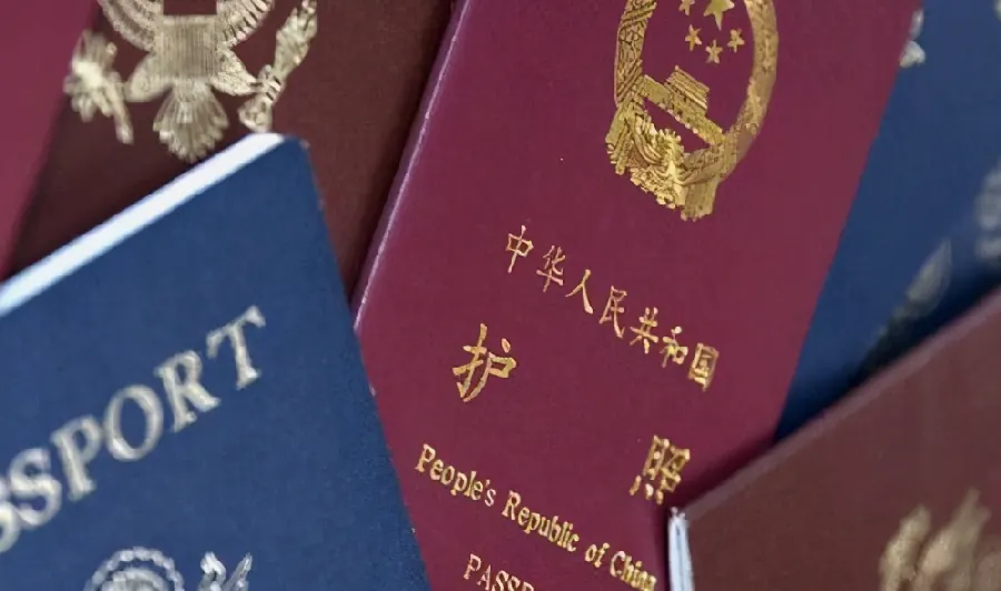 留学生信用体系:信用卡与信用记录入门示意图